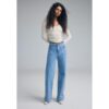 Stradivarius D77 Minimalistische Jeans mit Taschen  MITTELBLAUER WASHED-LOOK IM HELLEN JEANSBLAU 42